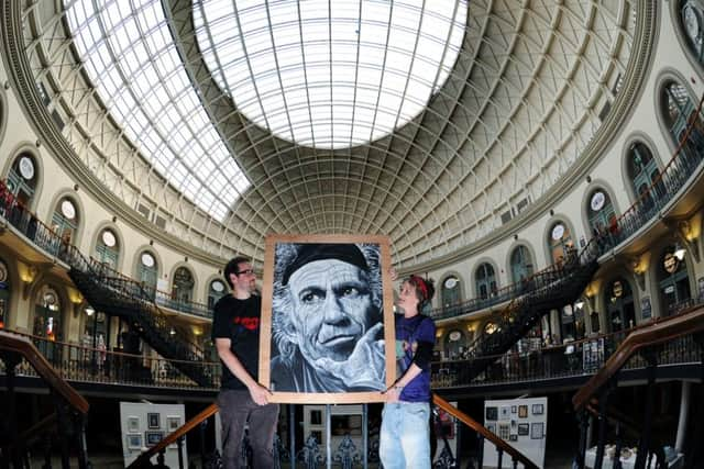 The 6th Annual Love Arts Leeds Festival at the Corn Exchange. Pictured Love Arts Leeds Festival organisor Tom Bailey and Helen Hunter-Thompson from The Art of Recovery.
5th October 2016.
Picture : Jonathan Gawthorpe