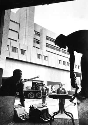 Leeds, Wellington Street, 26th September 1970

Equipmant being moved into the new Yorkshire Post Building.