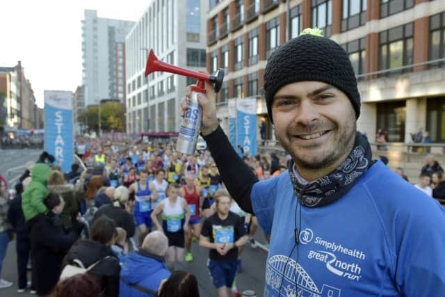 Kaiser Chiefs member Peanut at the starting line.