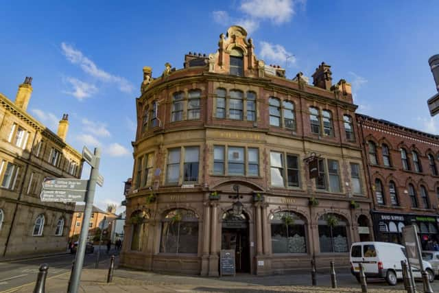 Date:11th November 2016. Picture James Hardisty.
Barfly...........The Adelphi Pub, Leeds.